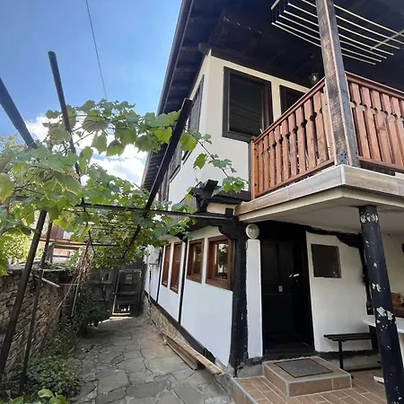 Villa дядо добревата къща
